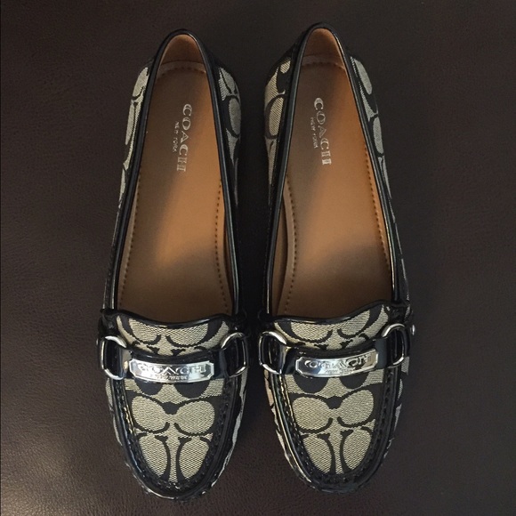 COACH Black Felicia Flats/Loafers, Size 7.5