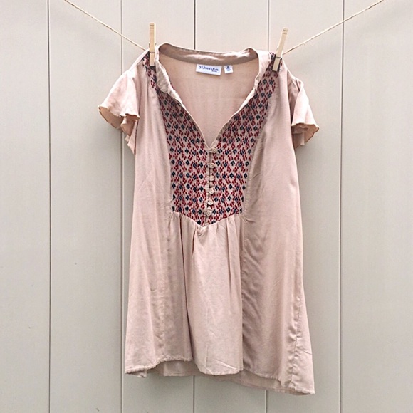 Embroidered Cream Top - Picture 1 of 1