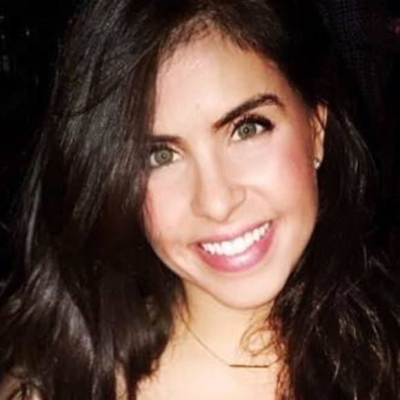 Meet your Posher, Romina