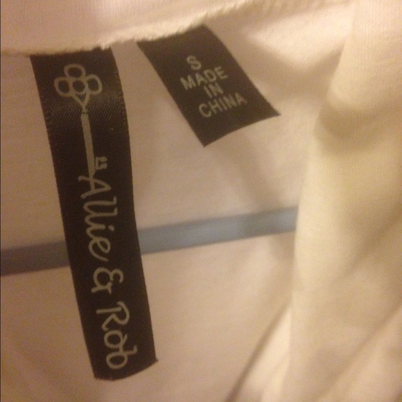 White Drape Over Shirt ▫️ - Picture 3 of 3