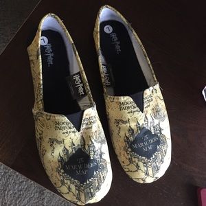 Looks brand new Harry Potter TOM style shoes