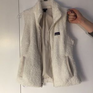 Patagonia white fleece vest