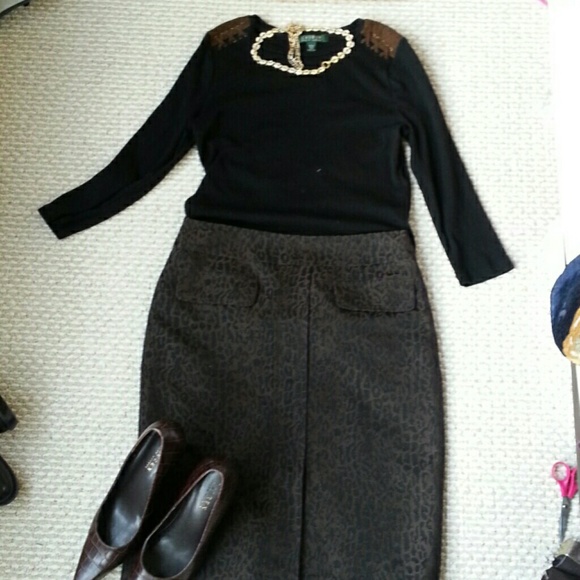 Ann Taylor skirt
