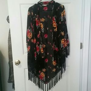 Black floral kimono