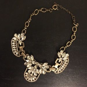 Statement necklace