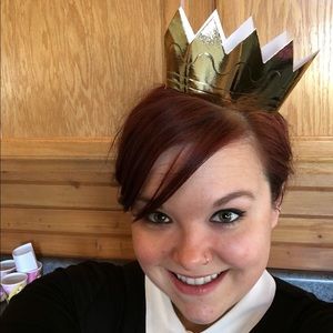 Meet your Posher, Alyssa