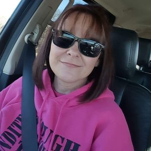 Meet your Posher, Carrie