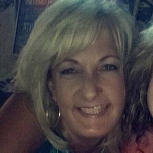 Meet your Posher, Debbie