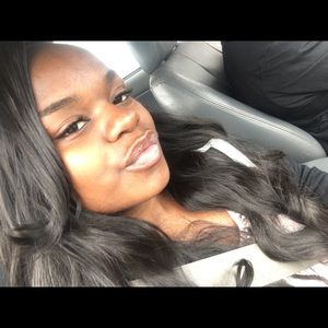 Meet your Posher, Trinique