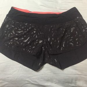 Lululemon speed shorts sz 8