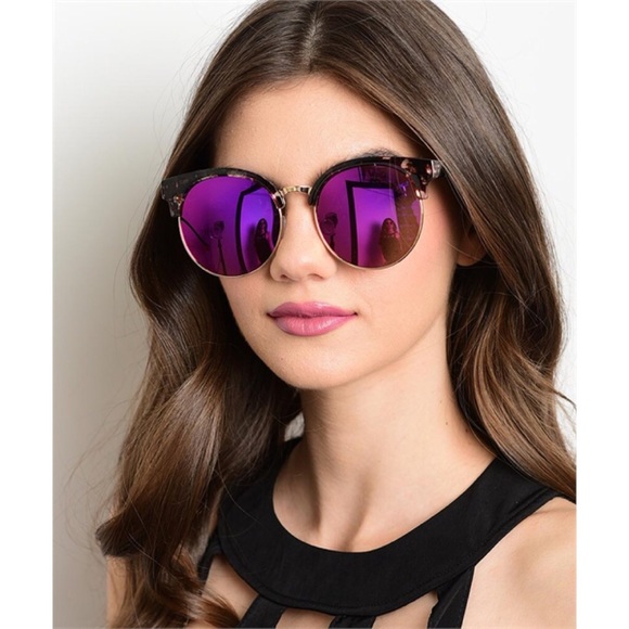 💜💜 PURPLE MIRRORED SUNGLASSES - Picture 2 of 4
