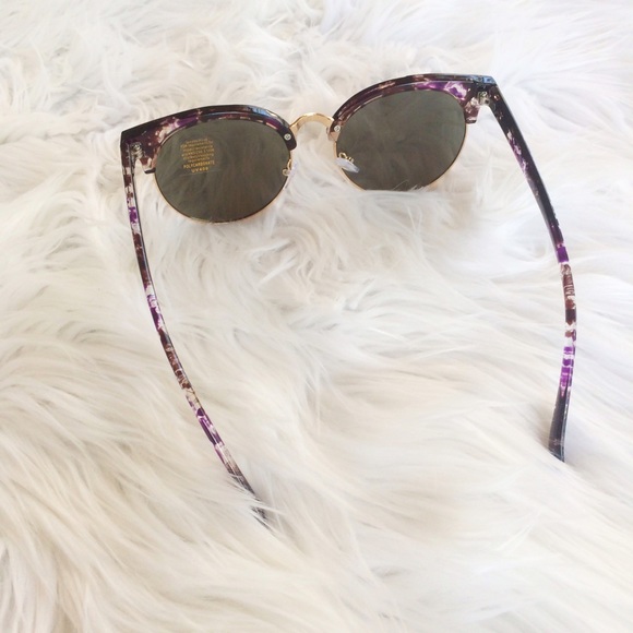 💜💜 PURPLE MIRRORED SUNGLASSES - Picture 4 of 4
