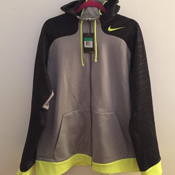 Nike Other - 🆕🗣Mens Nike zip-up👱