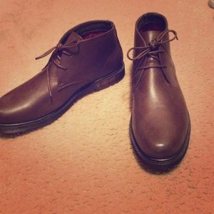 Chukka boots never worn
