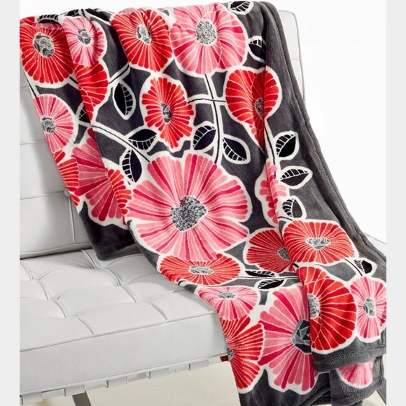 Vera Bradley | Fleece throw blanket