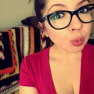 Meet your Posher, Jasmin