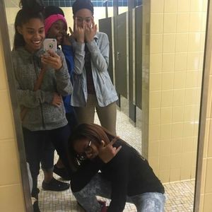 Meet your Posher, Kiana