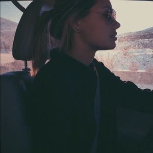 Meet your Posher, Kennedy