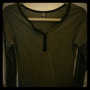 Long sleeve tee from Zumiez w/ thermal sleeves