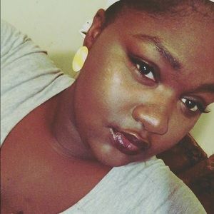 Meet your Posher, Jasmine