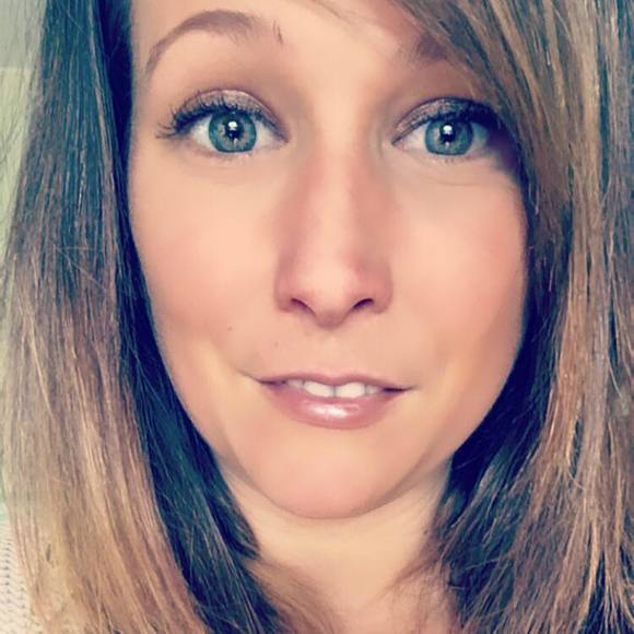 Meet your Posher, Tanya