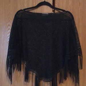 Lace Poncho 🚬 no returns no trades