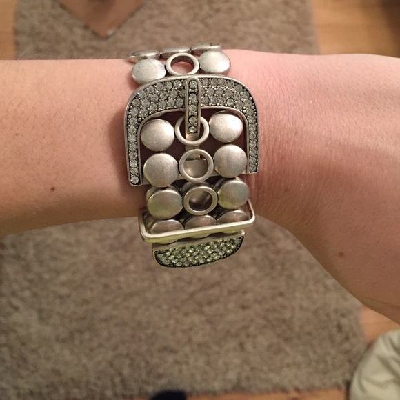 Buckle bracelet