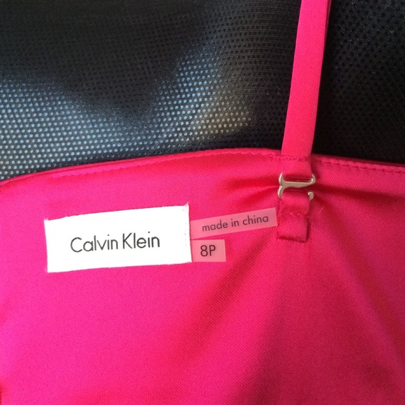 BRAND NEW CALVIN KLEIN THREE COLOR DRESS. - Picture 4 of 4