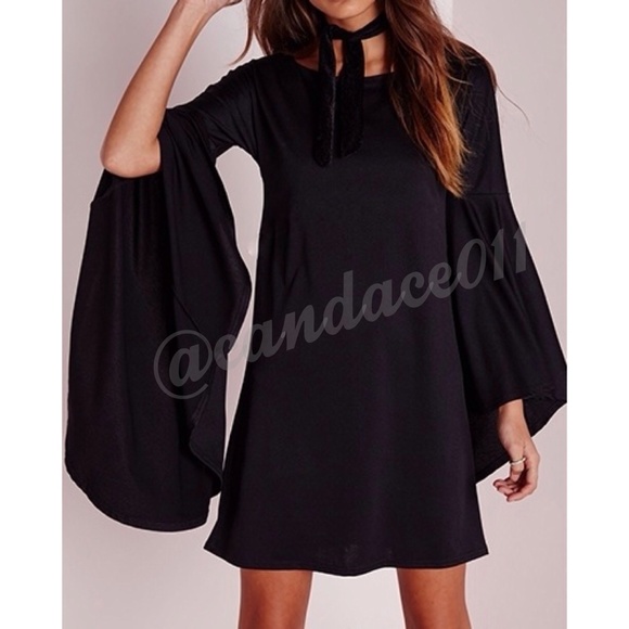 Bell Sleeved Mini Dress (Black) - Picture 3 of 4