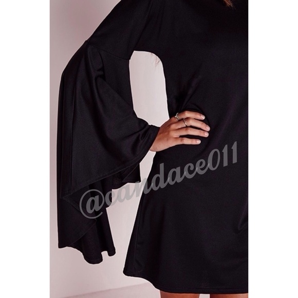 Bell Sleeved Mini Dress (Black) - Picture 4 of 4