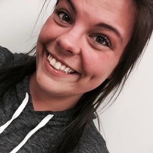 Meet your Posher, Rebecca