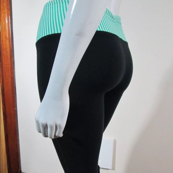 Lululemon cropped leggings w drawcord