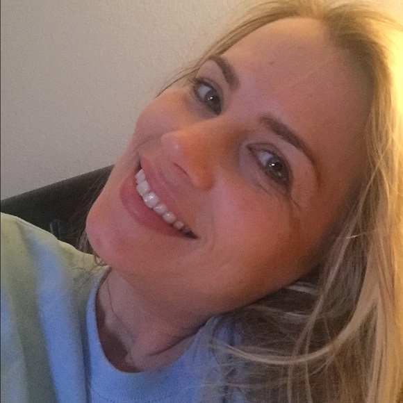 Meet your Posher, Jill - Picture 1 of 1