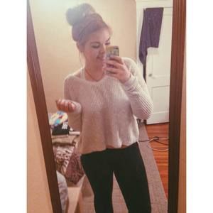 Meet your Posher, Emily