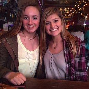 Meet your Posher, Halsey