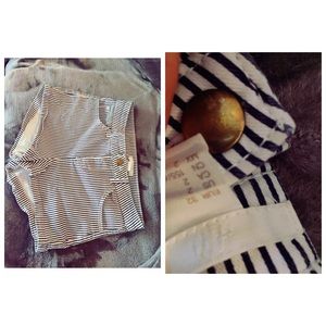 Semi high waisted shorts