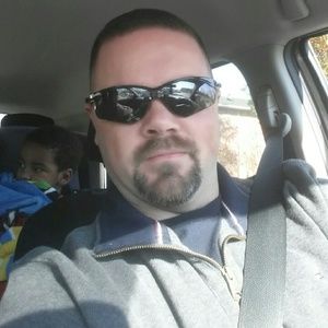 Meet your Posher, Troy