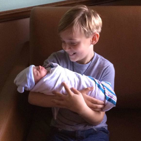 Meet your Posher, Alexis - Picture 1 of 1