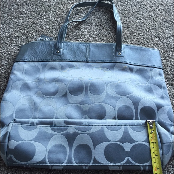 ❤️❤️authentic Coach❤️❤️❤️❤️bag. Silver - Picture 2 of 4