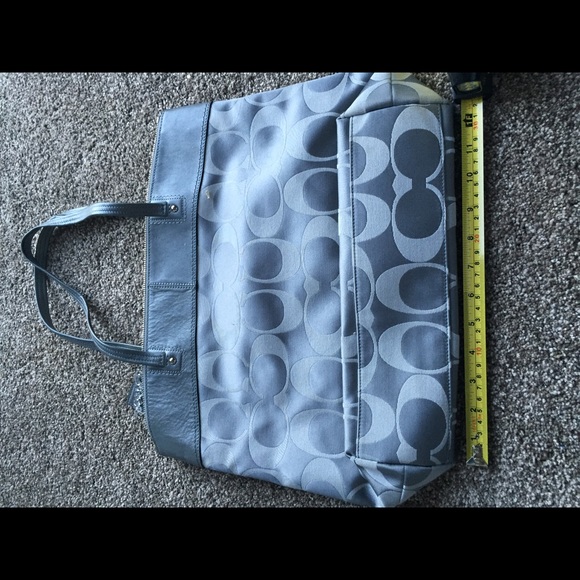 ❤️❤️authentic Coach❤️❤️❤️❤️bag. Silver - Picture 3 of 4