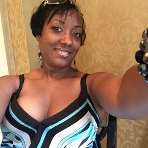 Meet your Posher, Davida