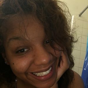 Meet your Posher, Cidney