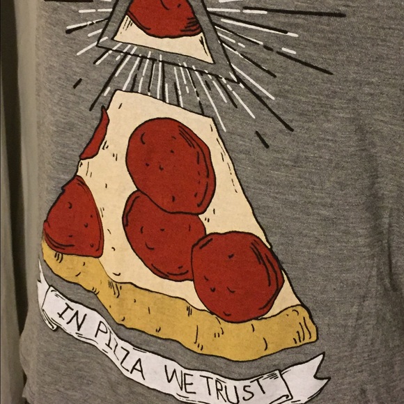LAST ONE! •🍕In pizza we trust tank• - Picture 3 of 4