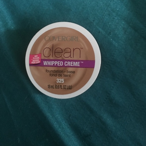 Cover girl foundation clean 325
