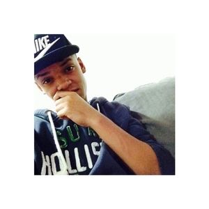 Meet your Posher, Luis omar