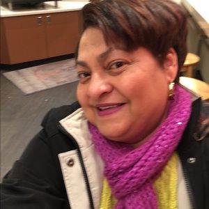 Meet your Posher, Beverly