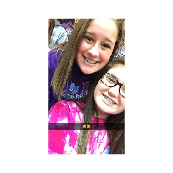 Meet your Posher, Chloe