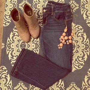 💕American Eagle Stretch "Slim Boot"💕 Dark Wash