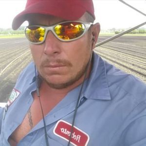 Meet your Posher, Roberto