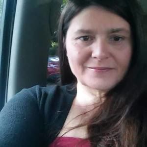 Meet your Posher, Lynette